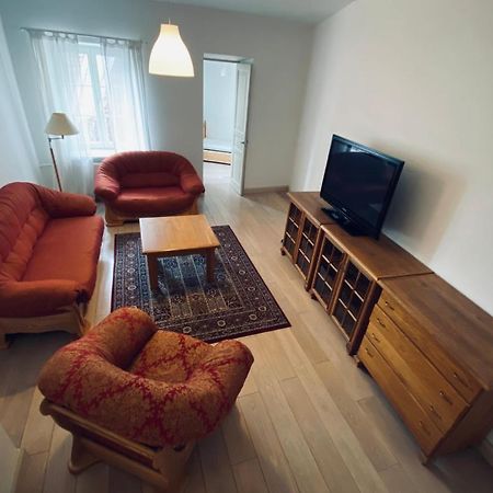 Spacious - 140 Square Meters Apartment, Vilnius City Centre Exterior photo